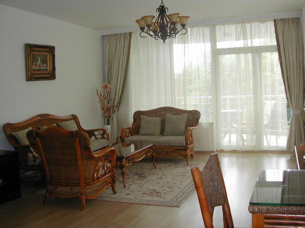 Oasis Suites Apartments And Studios 拉夫达 客房 照片