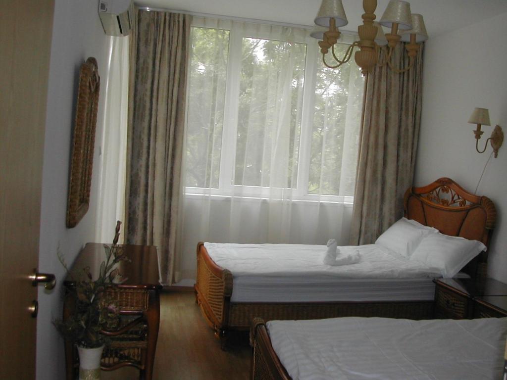 Oasis Suites Apartments And Studios 拉夫达 客房 照片